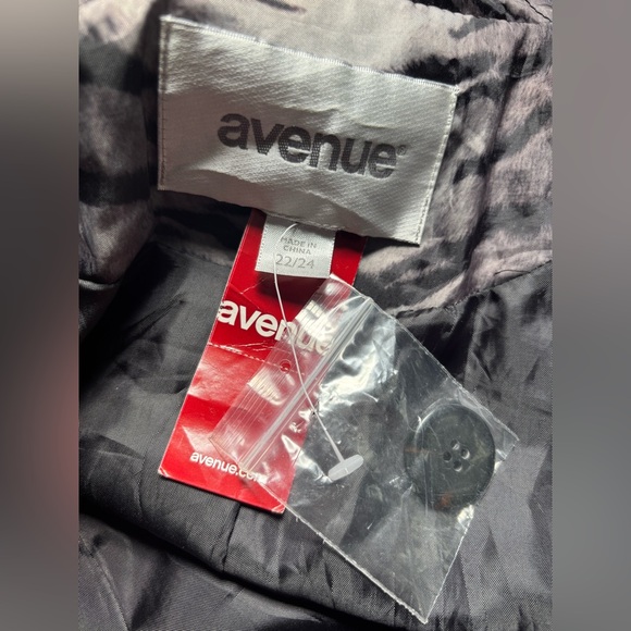 Avenue Double Breasted Belted Gray and Black Zebra Print Rain Coat - Picture 8 of 10